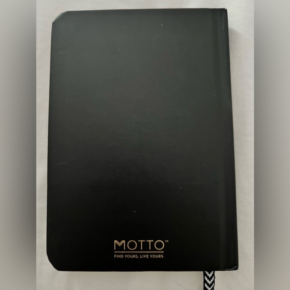 Notebook 📓 - Picture 2 of 6